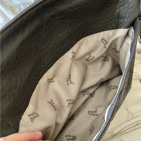 Jewell by ThirtyOne Purse  from Fashion Week in Charcoal Gray - Picture 16 of 16